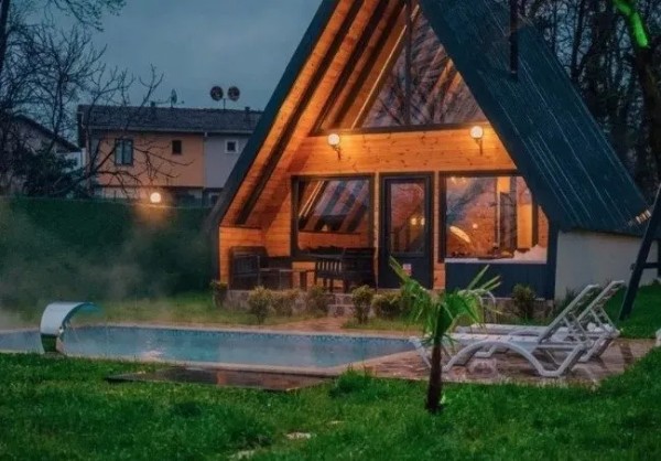 Denizli'de priz skandalı! Gizli kamerayı öyle ustaca yerleştirmişler ki...